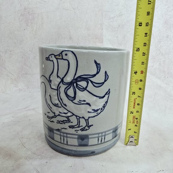 Vtg Set Of 3 Louisville Stoneware Gaggle of Geese Goose Canisters No Lids 6.5" - Picture 7 of 15